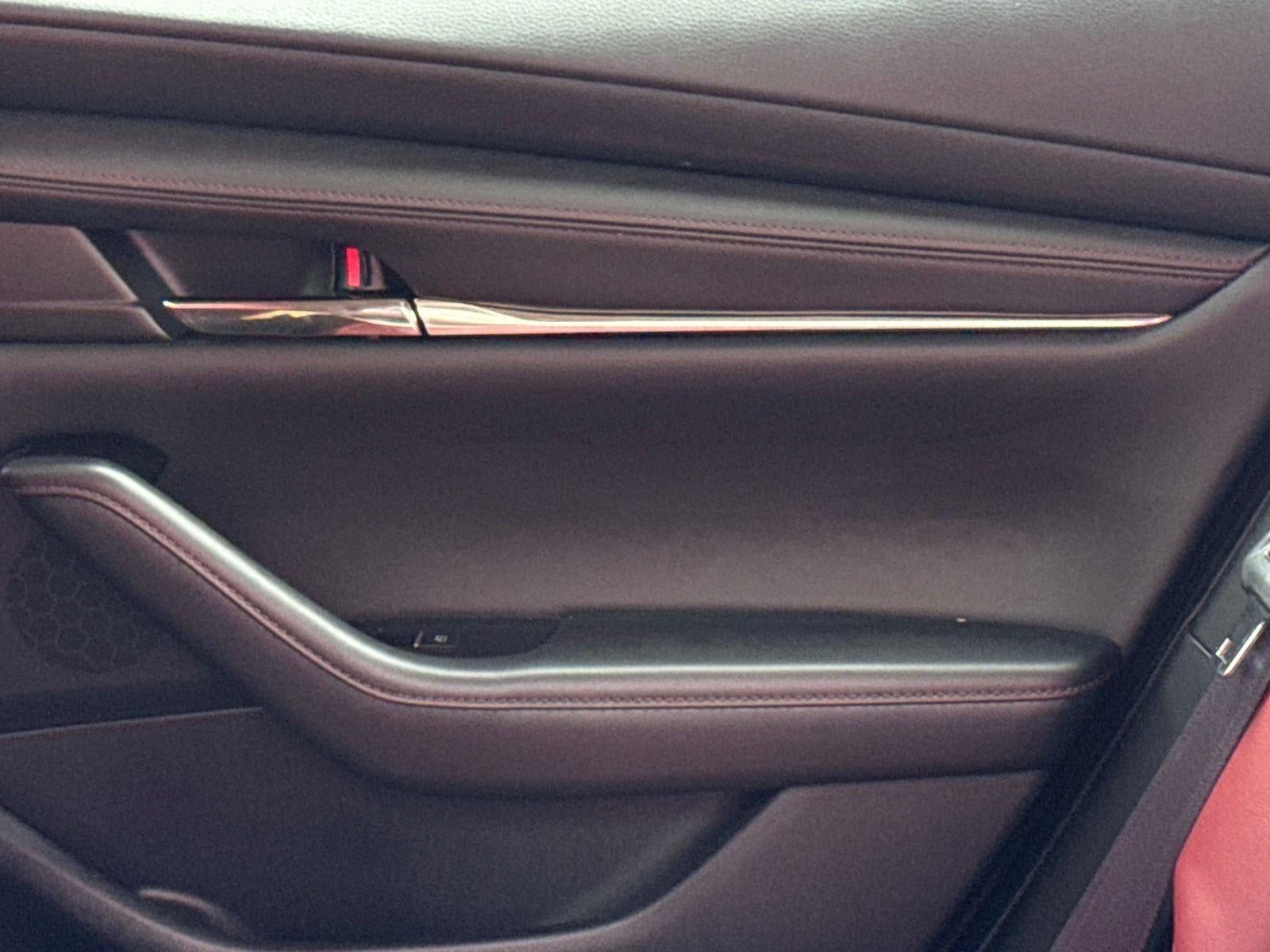 2023 Mazda Mazda3 Sedan 2.5 S Carbon Edition