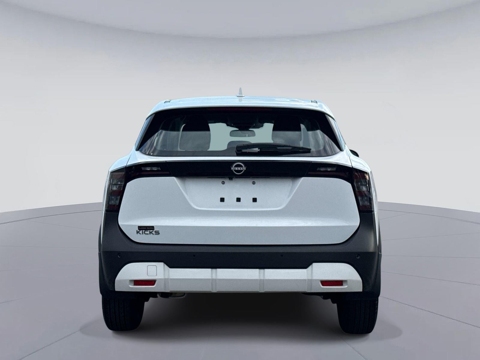 2025 Nissan Kicks S