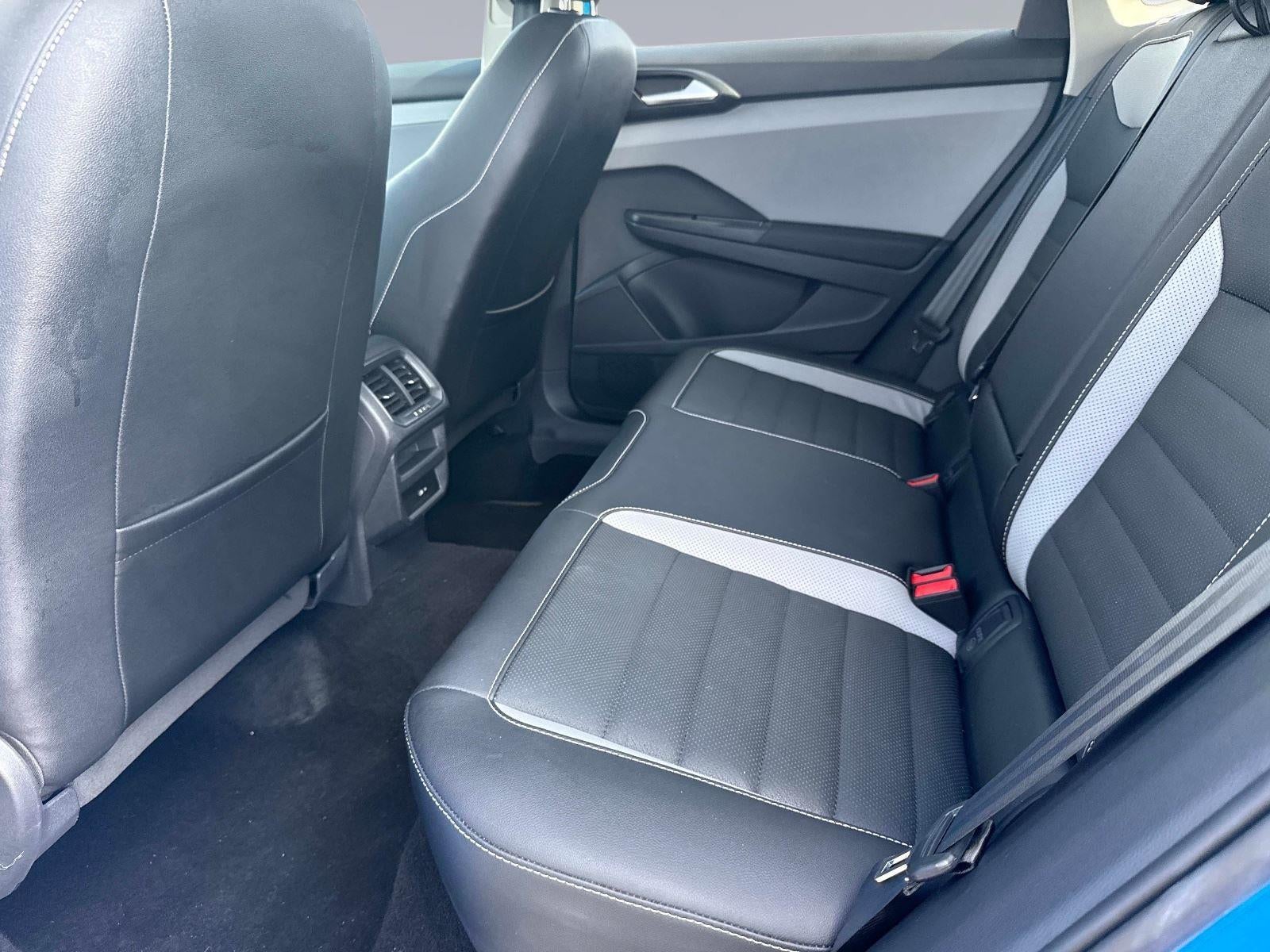 2022 Volkswagen Taos SEL