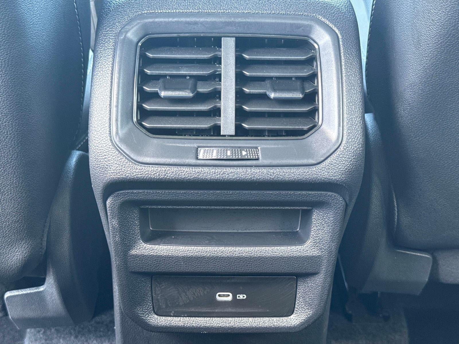2022 Volkswagen Taos SEL