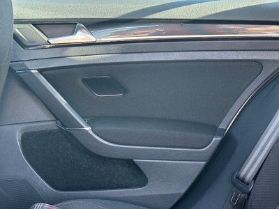 2017 Volkswagen Golf GTI S