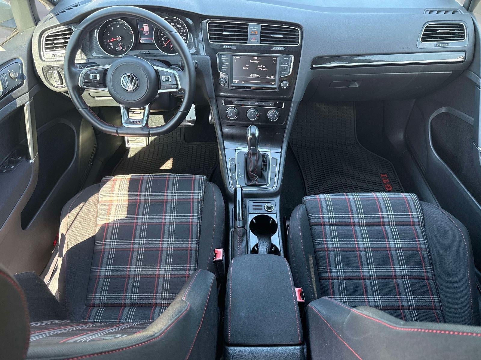 2017 Volkswagen Golf GTI S