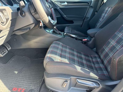 2017 Volkswagen Golf GTI S