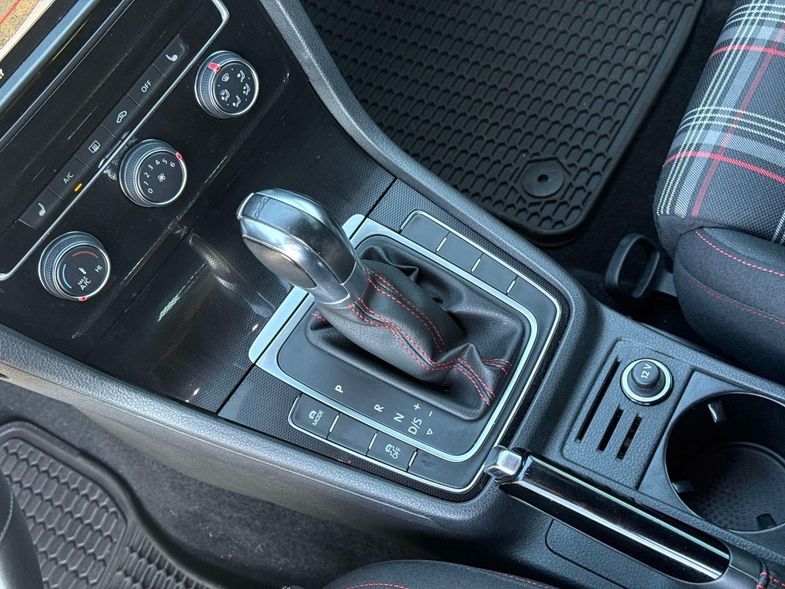 2017 Volkswagen Golf GTI S