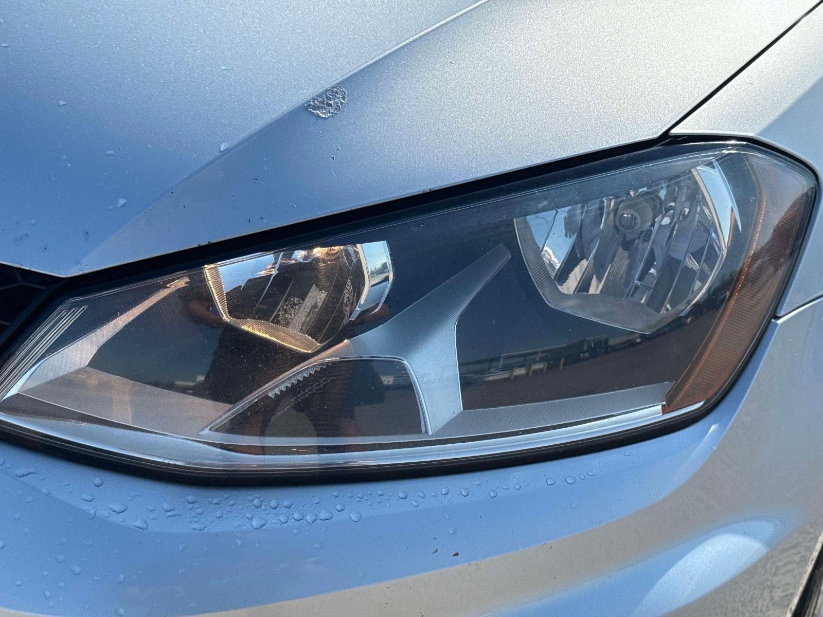 2017 Volkswagen Golf GTI S