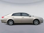 2005 Toyota AVALON Base