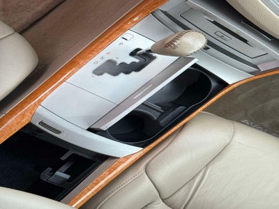 2005 Toyota AVALON Base