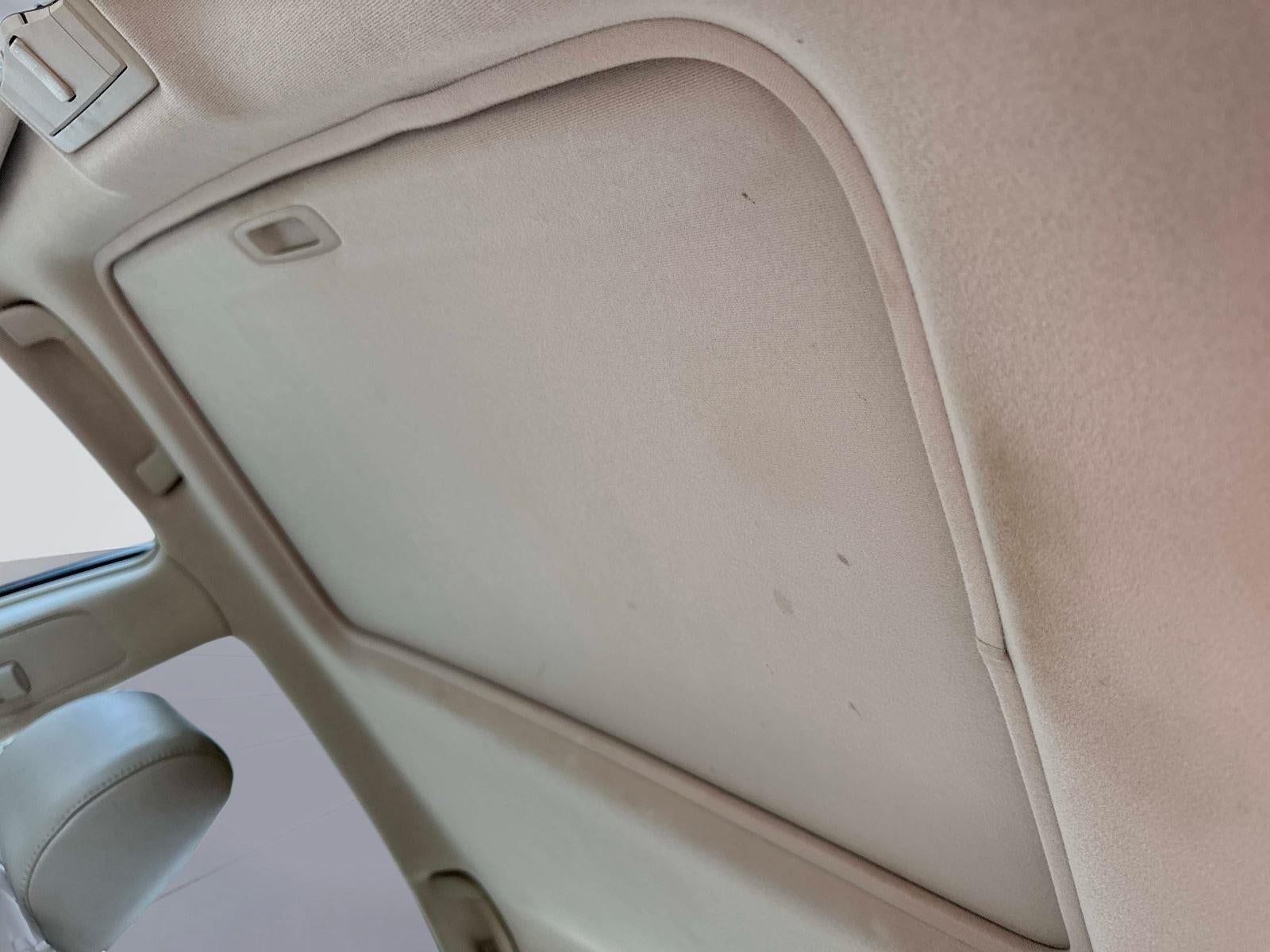 2005 Toyota AVALON Base