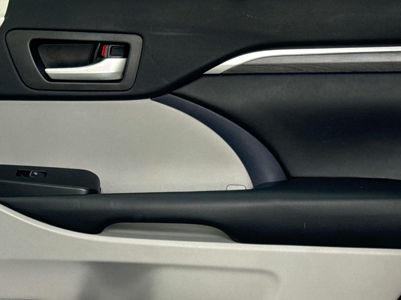 2018 Toyota Highlander Limited Platinum