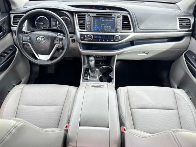 2018 Toyota Highlander Limited Platinum