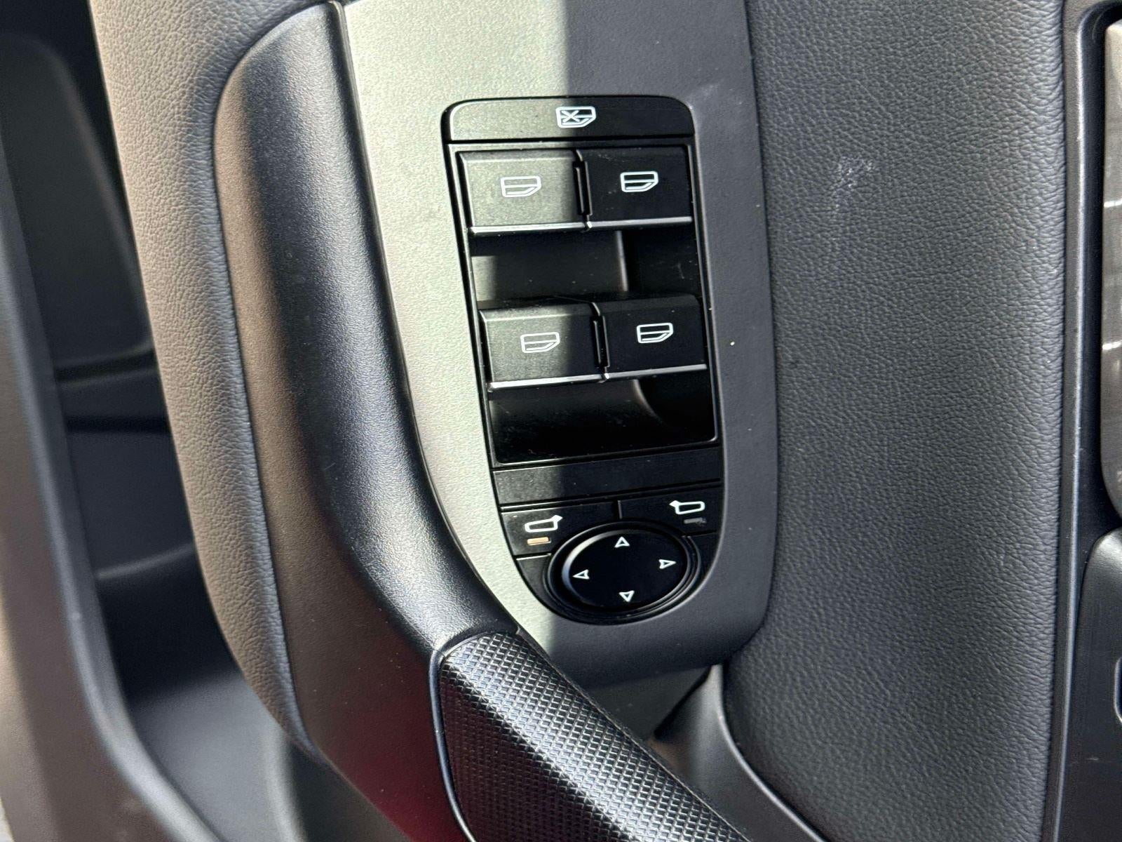 2025 Mazda Mazda CX-50 Hybrid Preferred Package