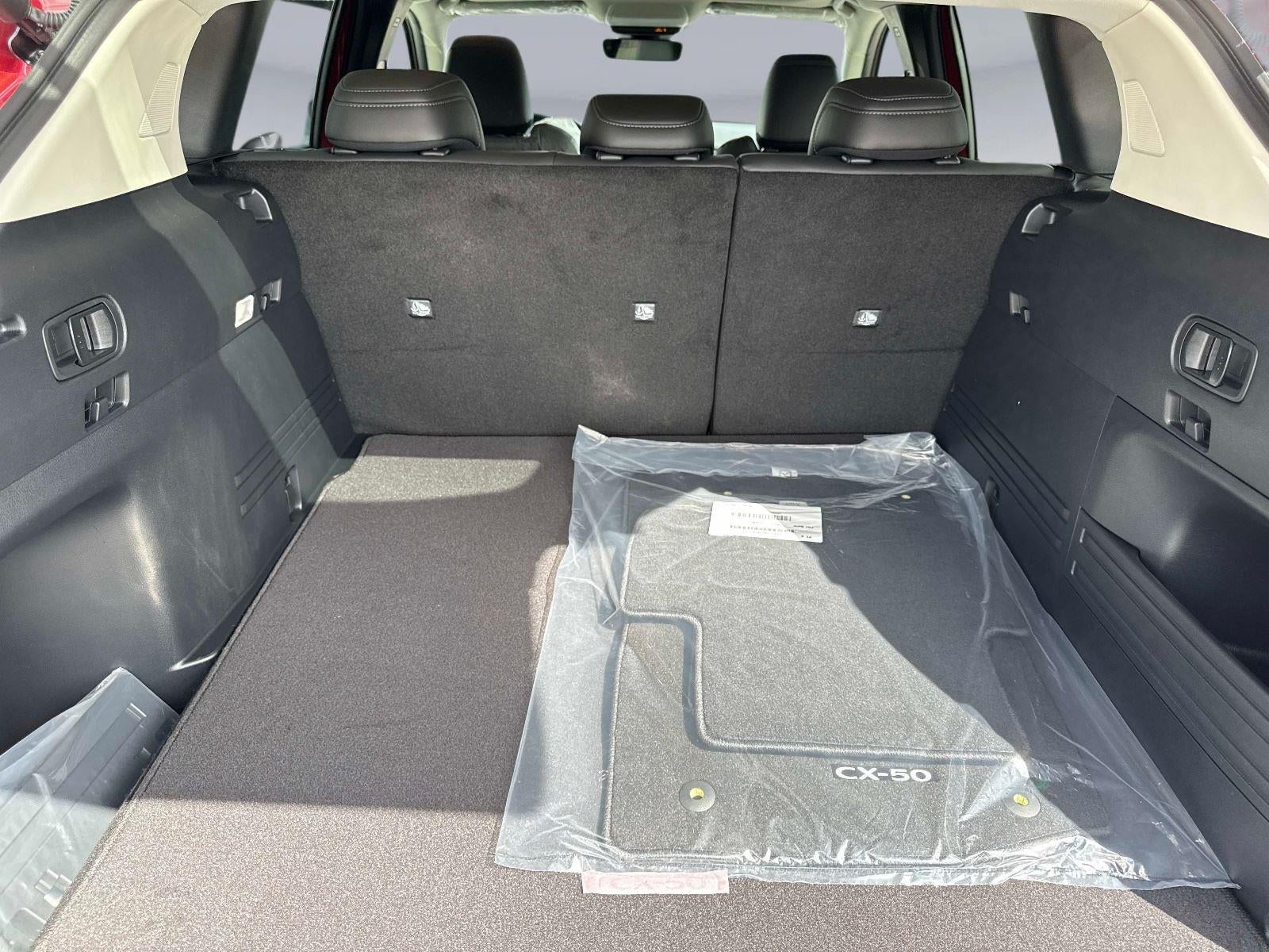 2026 Mazda Mazda CX-50 Hybrid Premium AWD