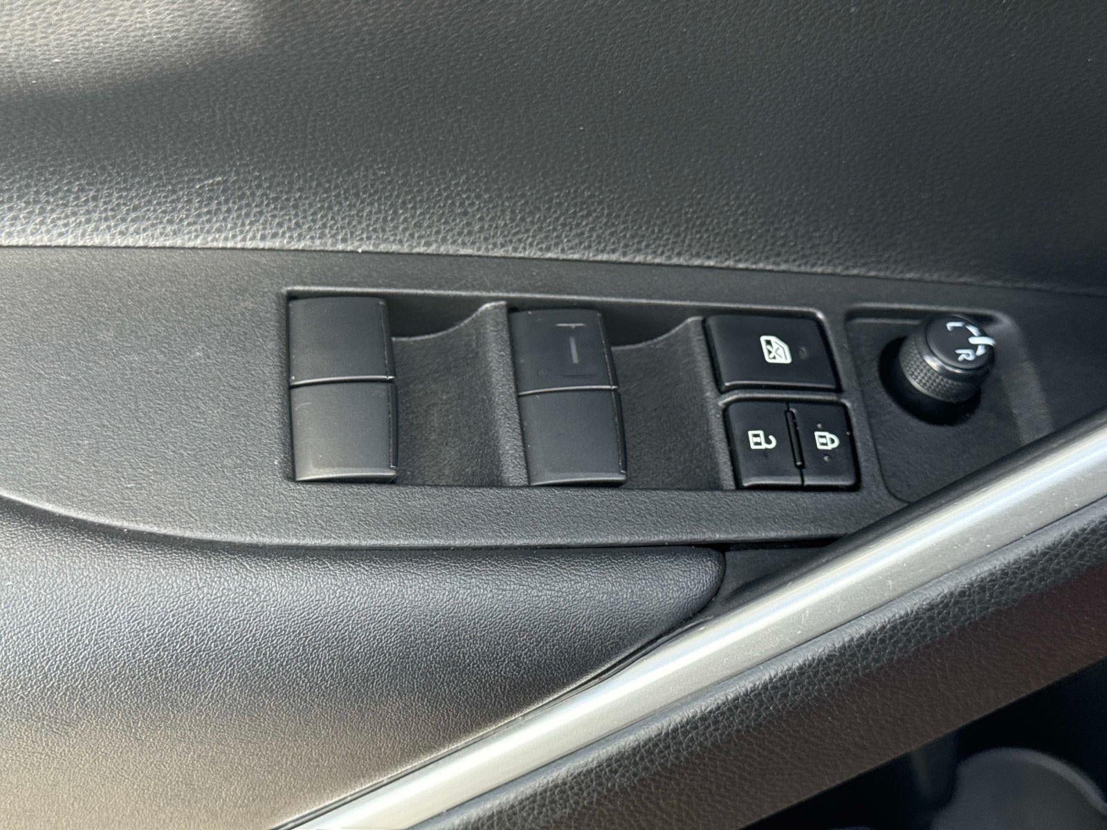 2023 Toyota Corolla Cross Base