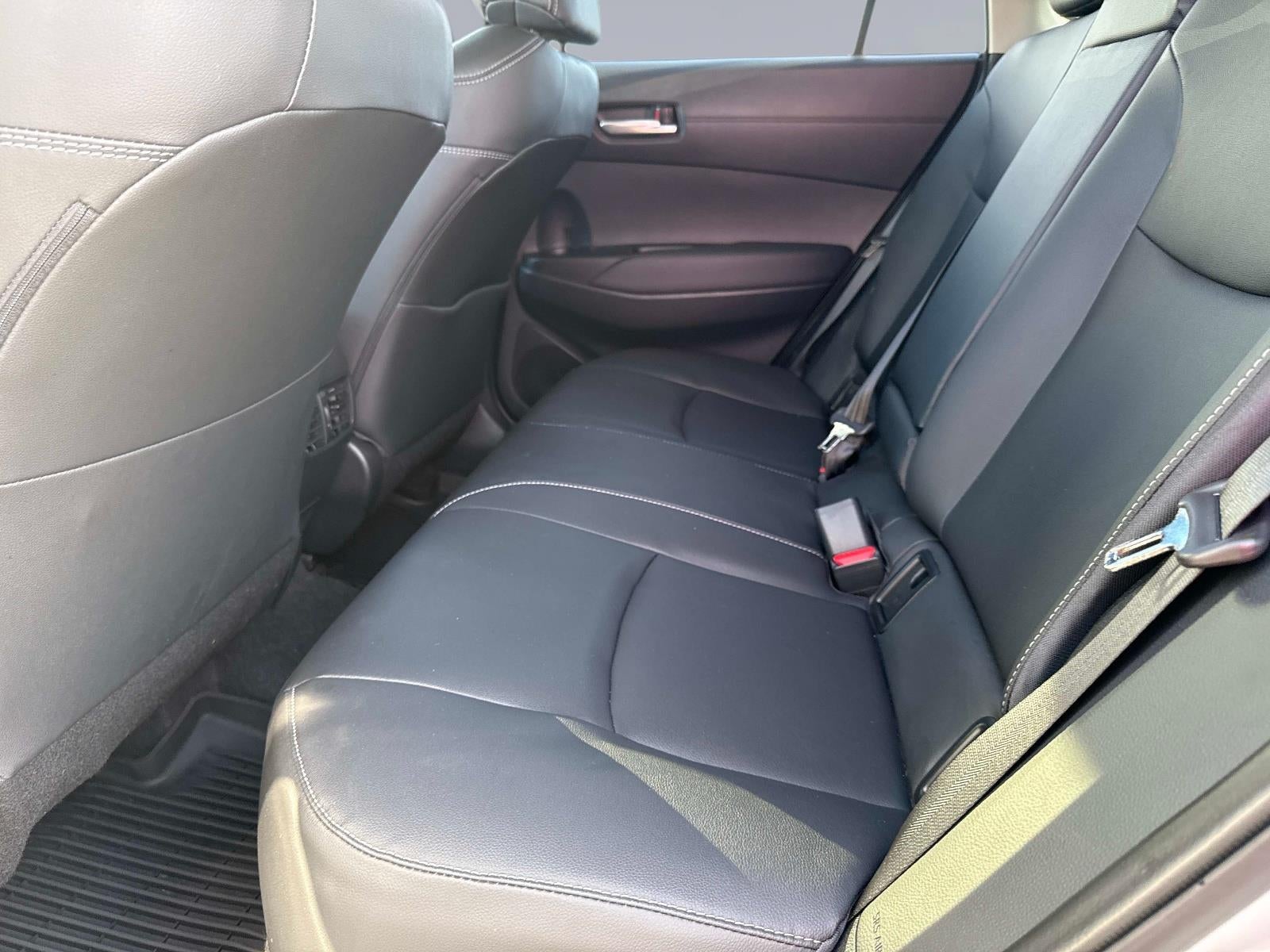 2025 Toyota Corolla Cross XLE