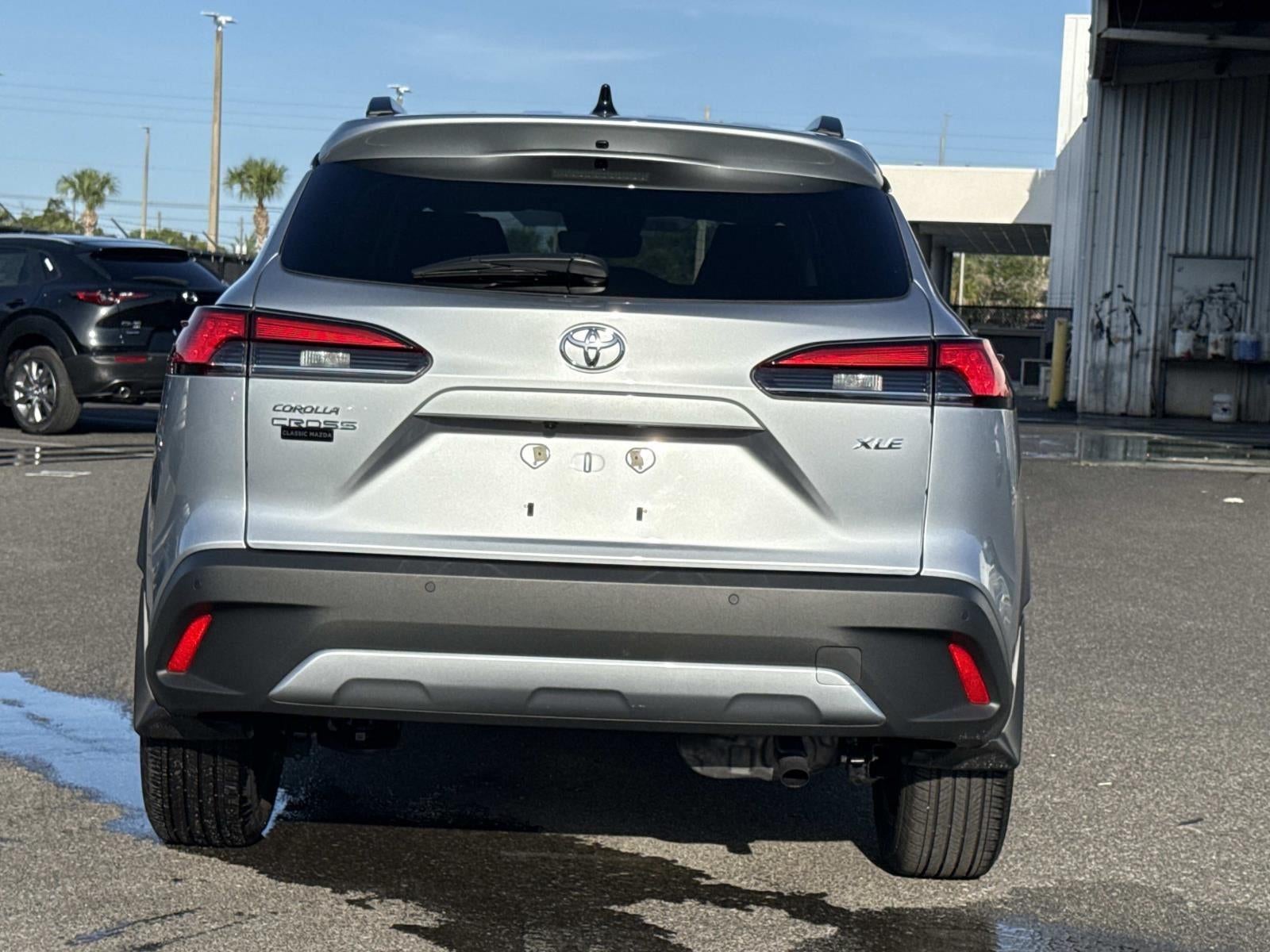 2025 Toyota Corolla Cross XLE