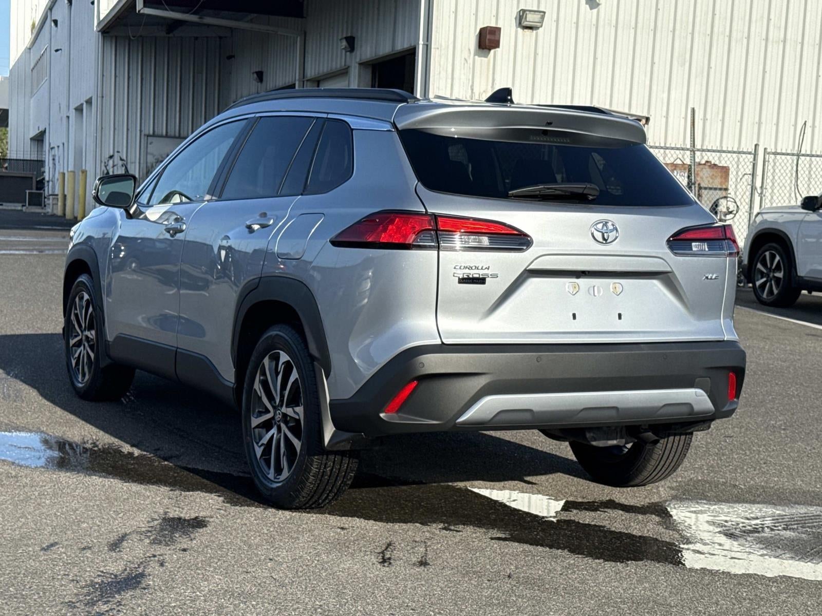 2025 Toyota Corolla Cross XLE