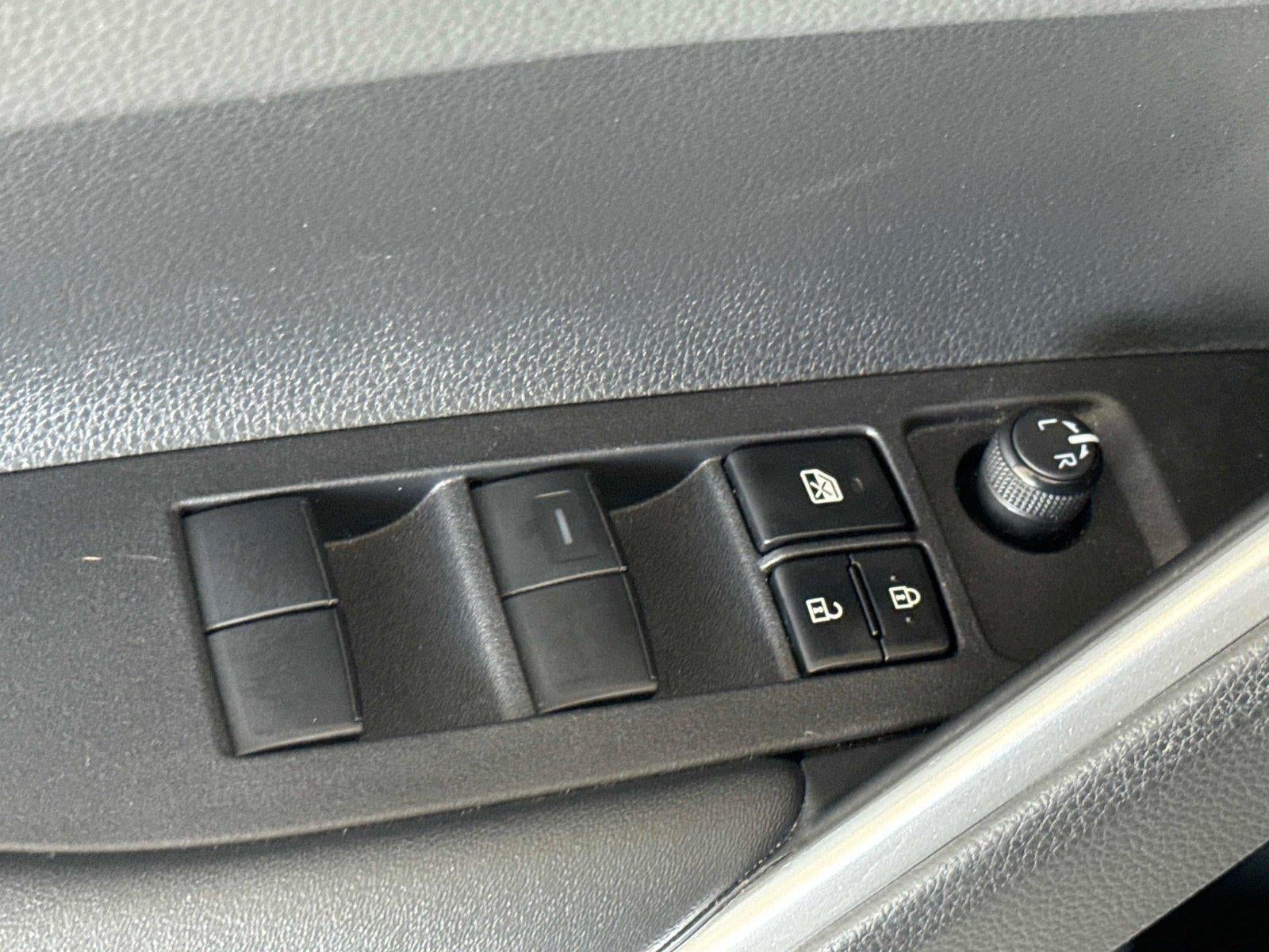2023 Toyota Corolla Cross Hybrid XSE