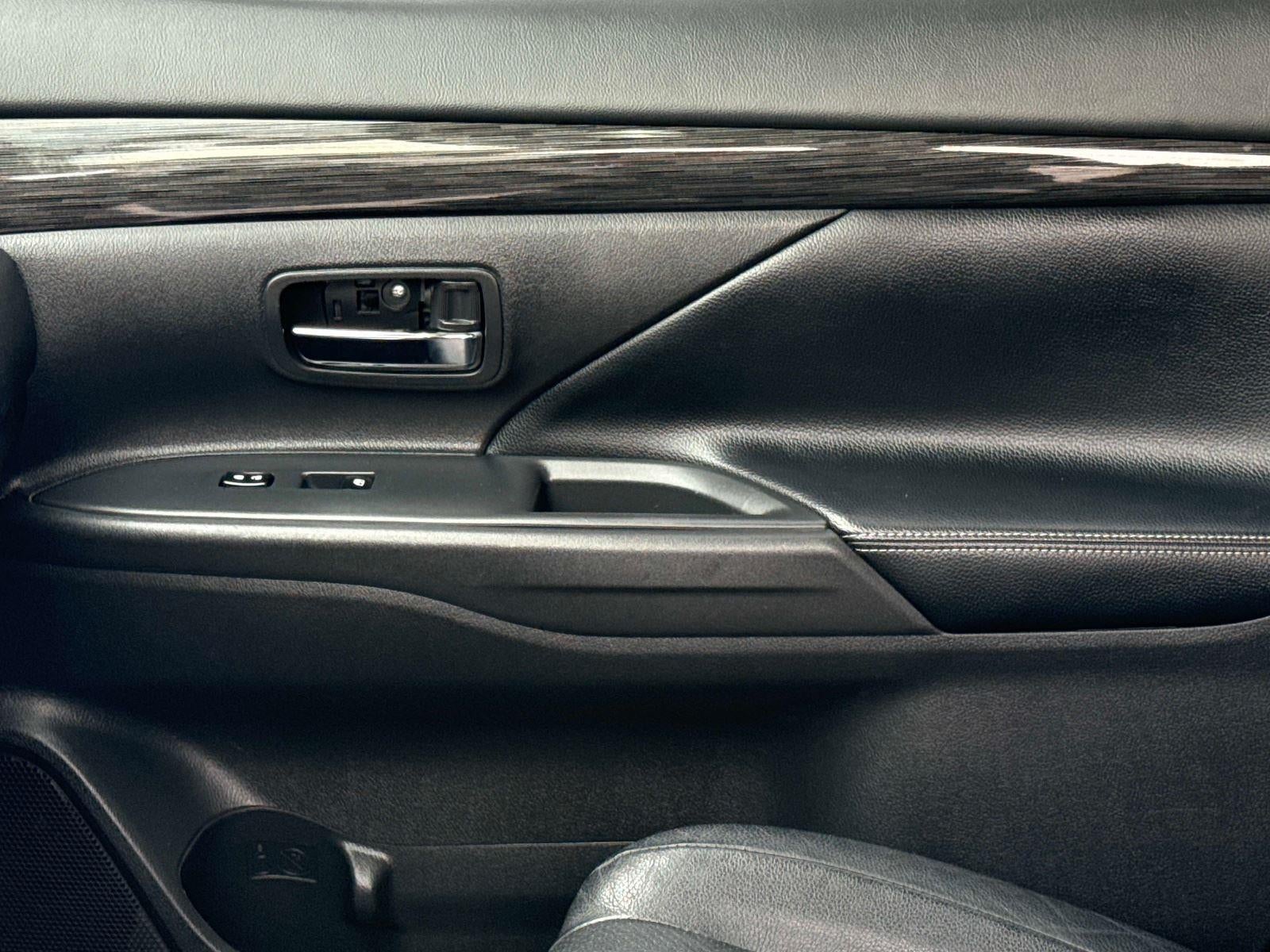 2016 Mitsubishi Outlander SEL