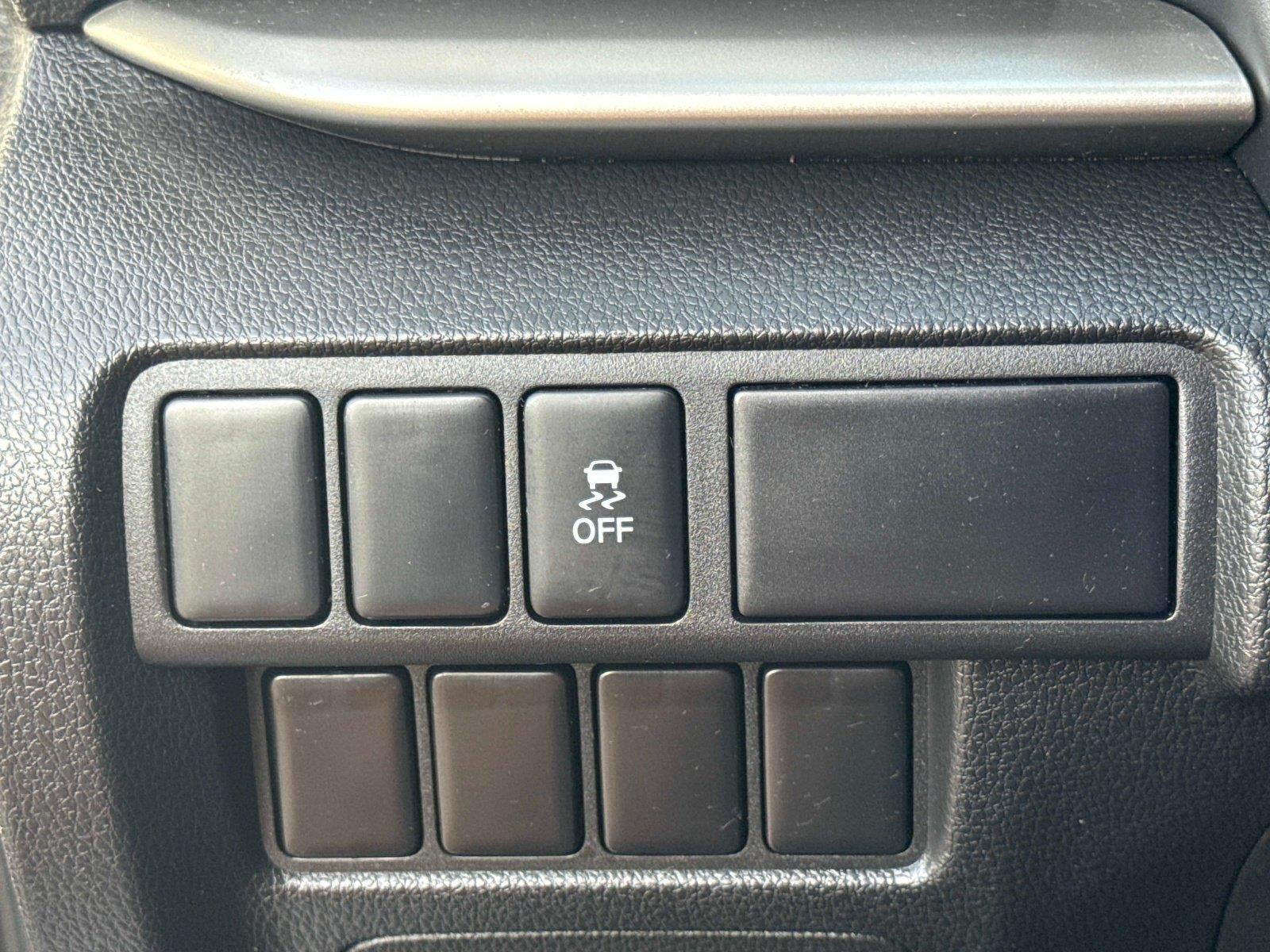 2018 Mitsubishi Eclipse Cross LE