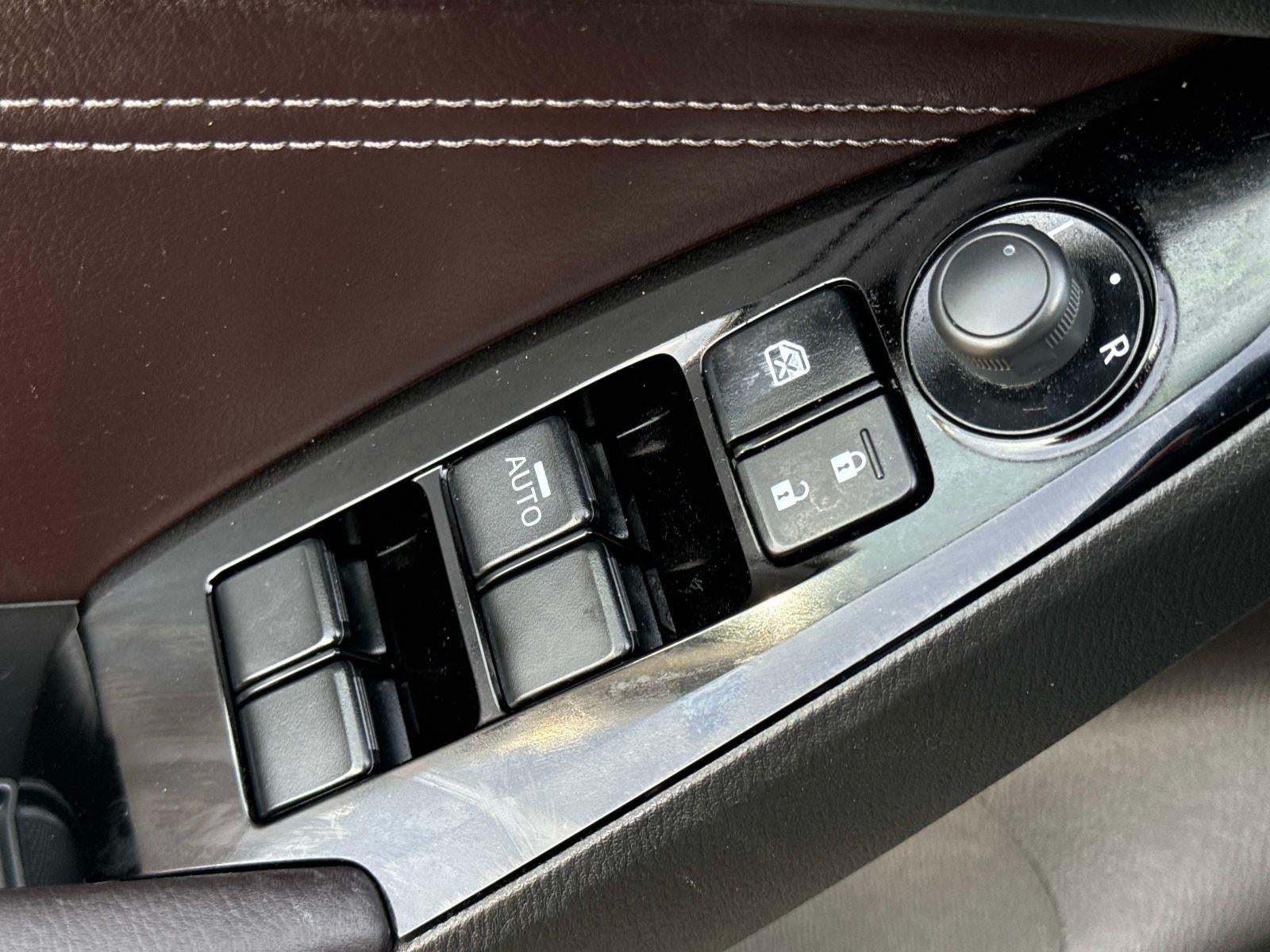 2017 Mazda Mazda3 4-Door Grand Touring