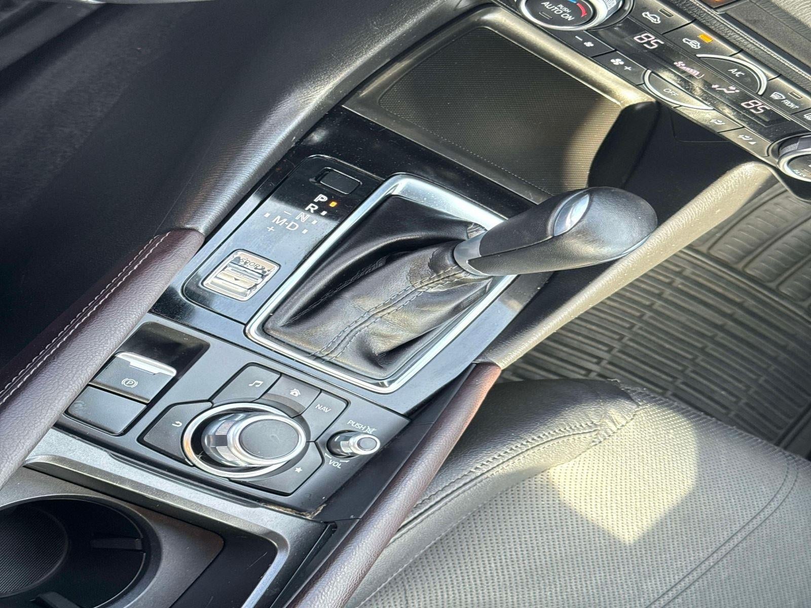 2017 Mazda Mazda3 4-Door Grand Touring