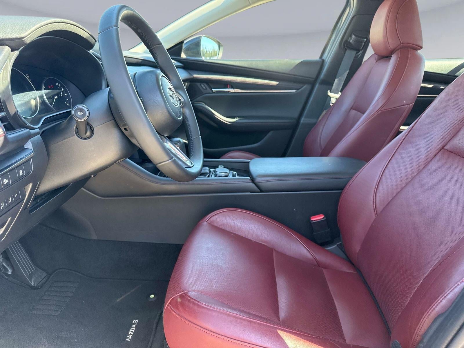 2025 Mazda Mazda3 Sedan 2.5 S Carbon Edition