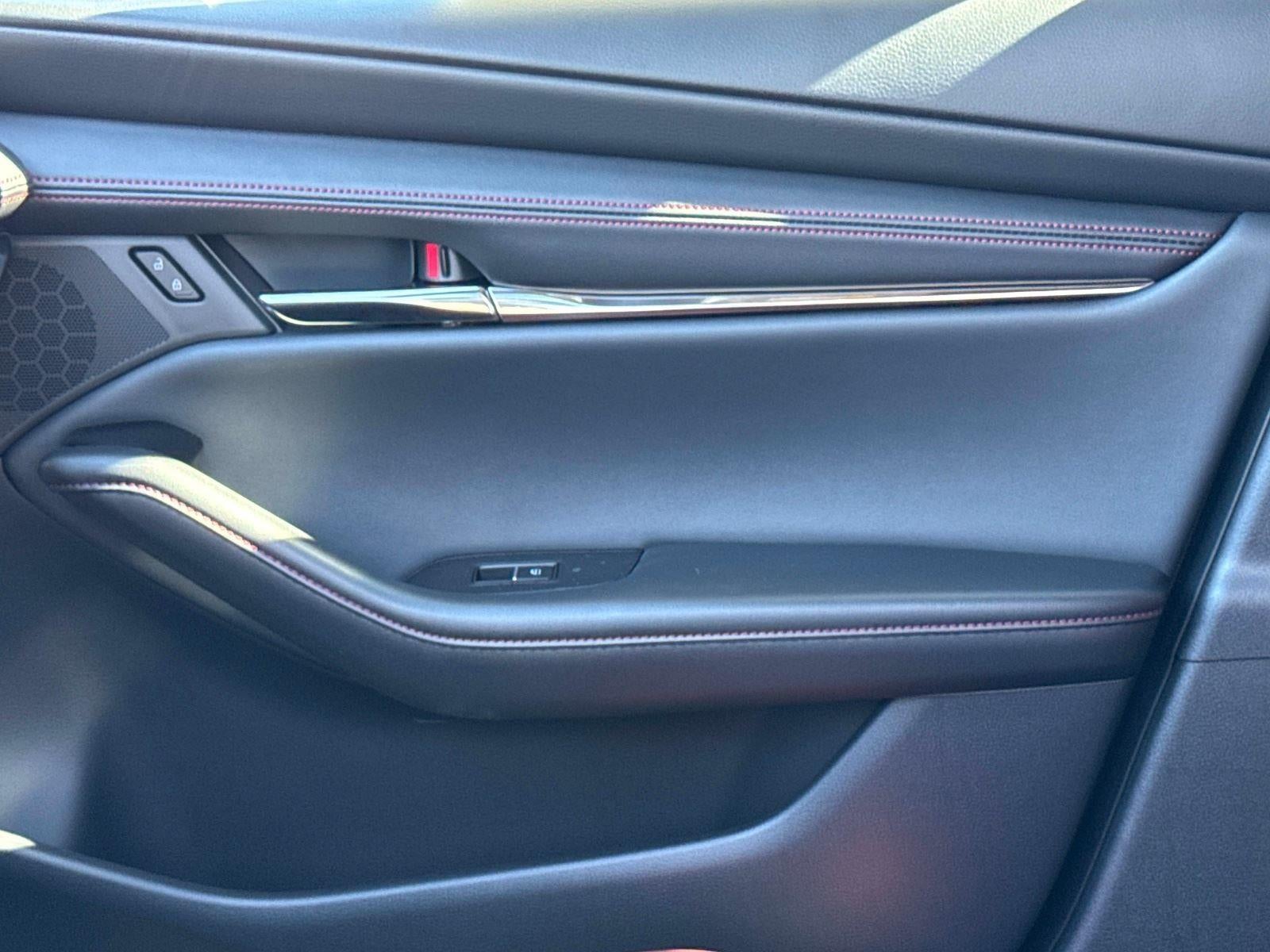 2026 Mazda Mazda3 Hatchback 2.5 S Carbon Edition AWD