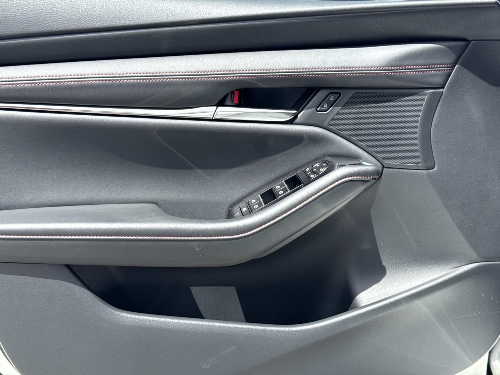 2026 Mazda Mazda3 Hatchback 2.5 S Carbon Edition AWD