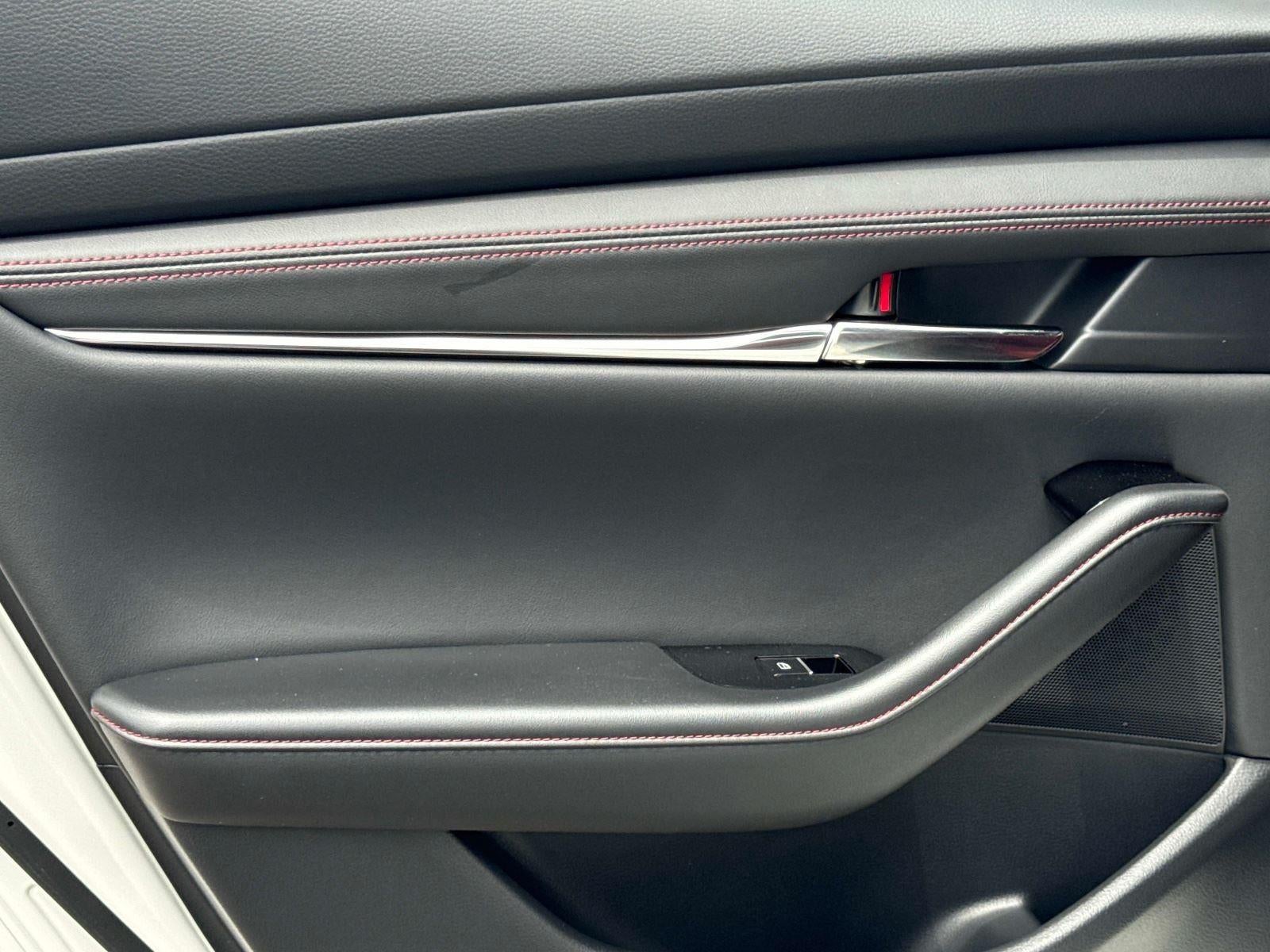 2026 Mazda Mazda3 Hatchback 2.5 S Carbon Edition AWD