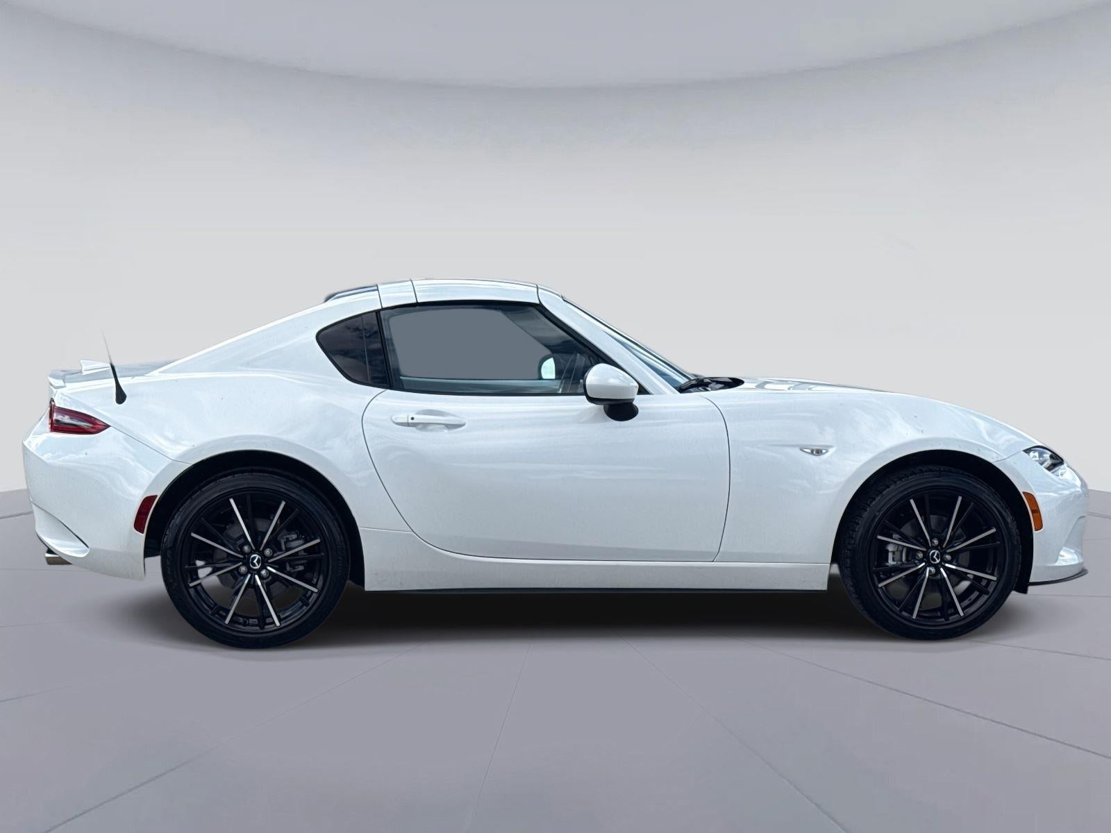 2025 Mazda Mazda MX-5 Miata RF Base