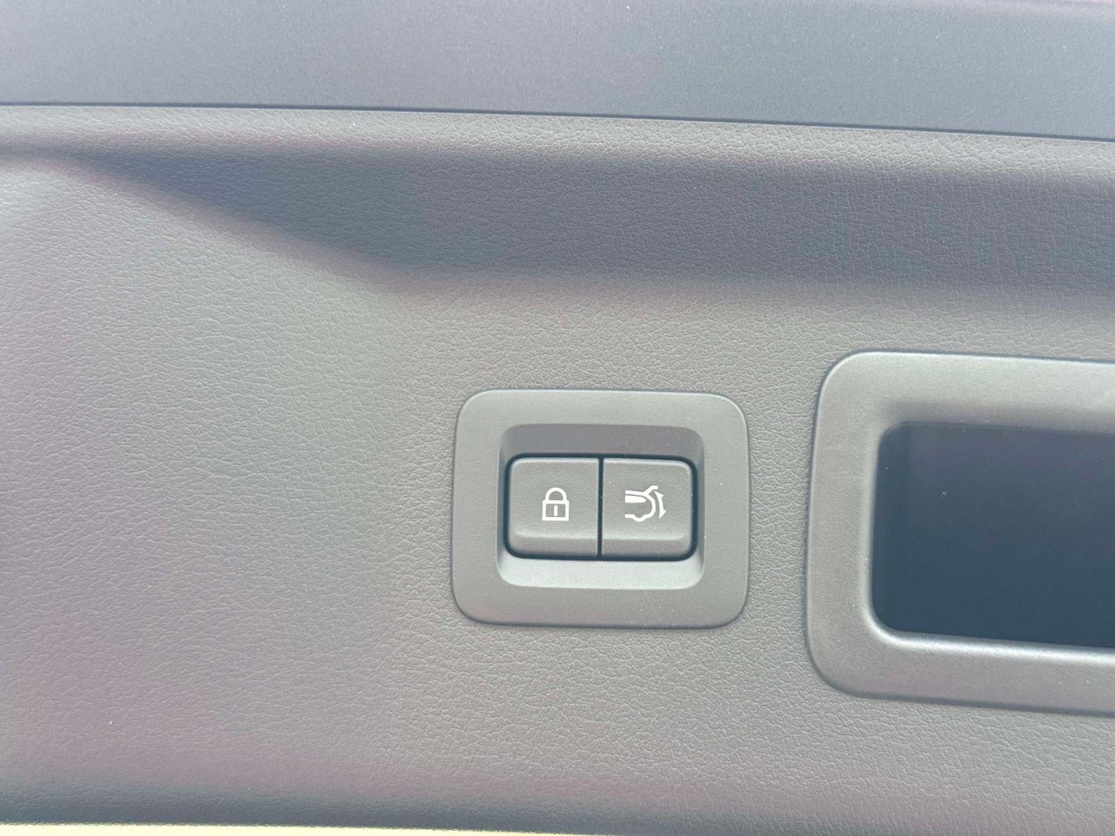 2026 Mazda Mazda CX-70 Plug-In Hybrid SC AWD