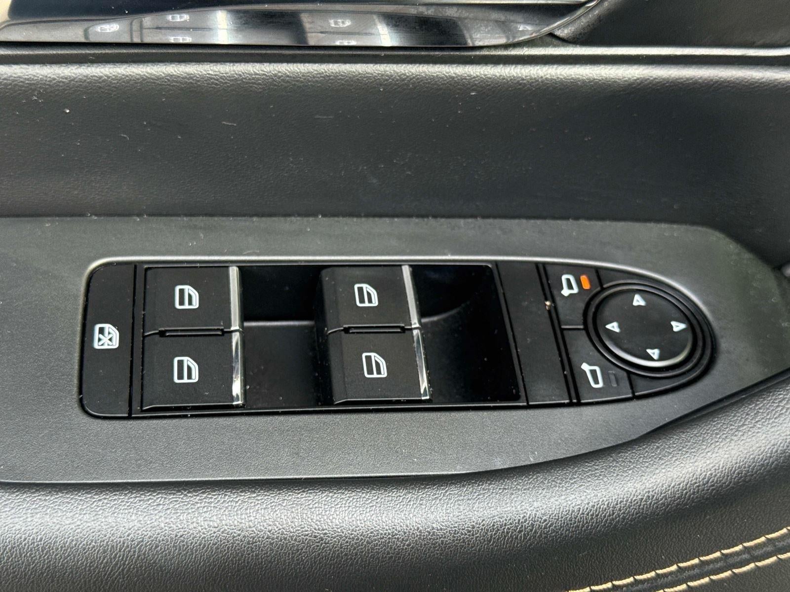 2025 Mazda Mazda CX-70 PHEV Premium Package