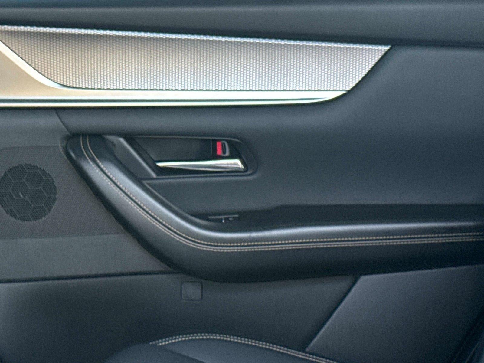 2025 Mazda Mazda CX-70 PHEV Premium Plus Package