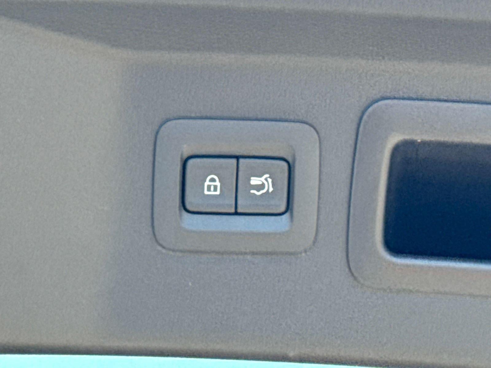 2025 Mazda Mazda CX-90 Preferred Package