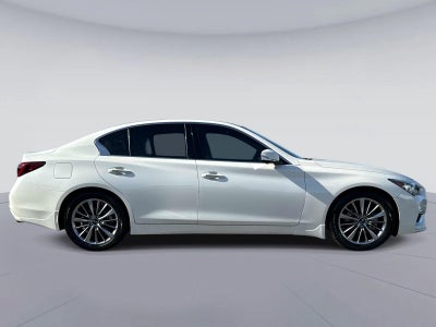2023 INFINITI Q50 LUXE