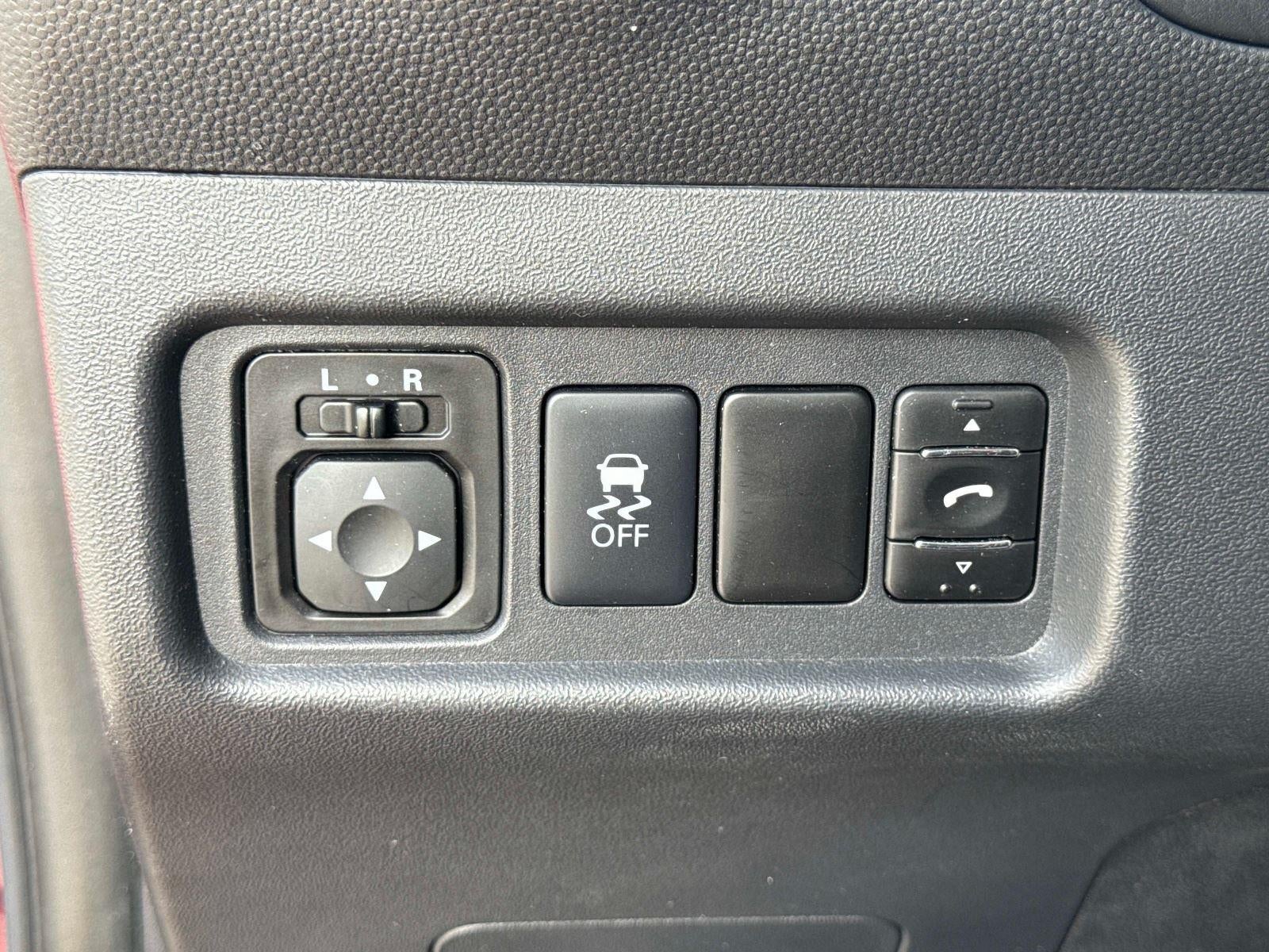 2017 Mitsubishi Mirage ES