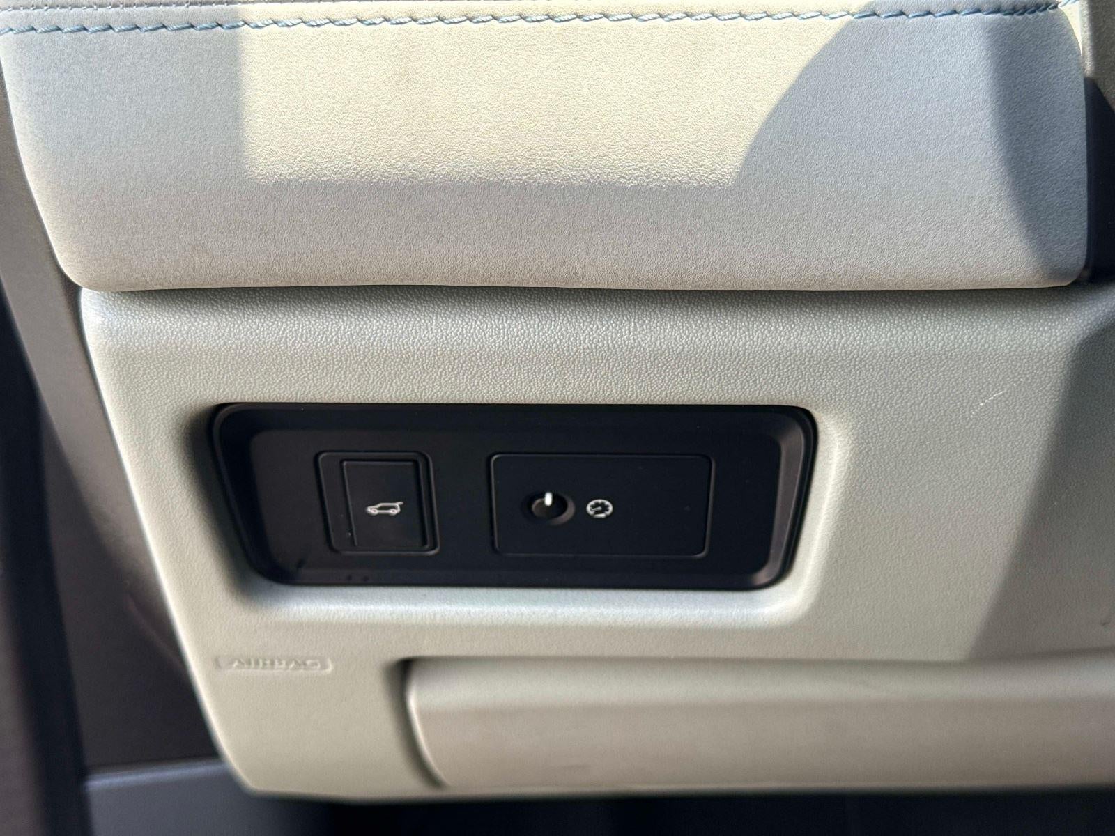 2018 Land Rover Discovery Sport SE