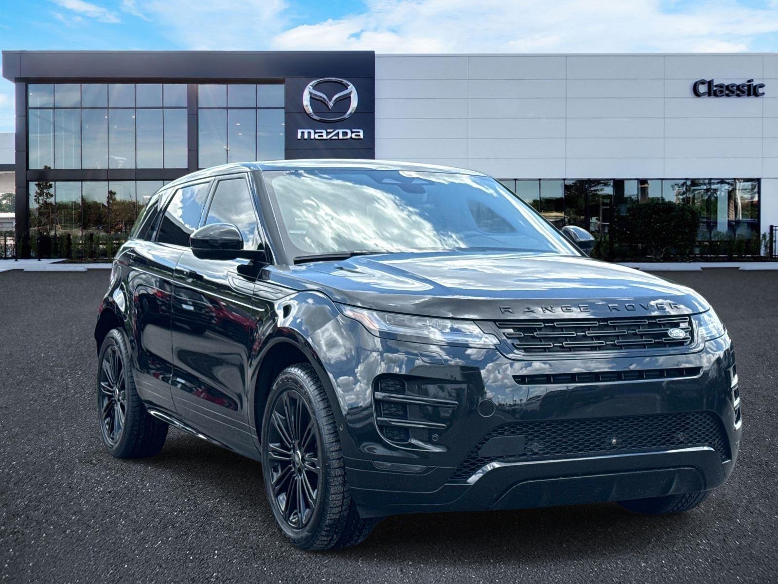 2025 Land Rover Range Rover Evoque Dynamic SE