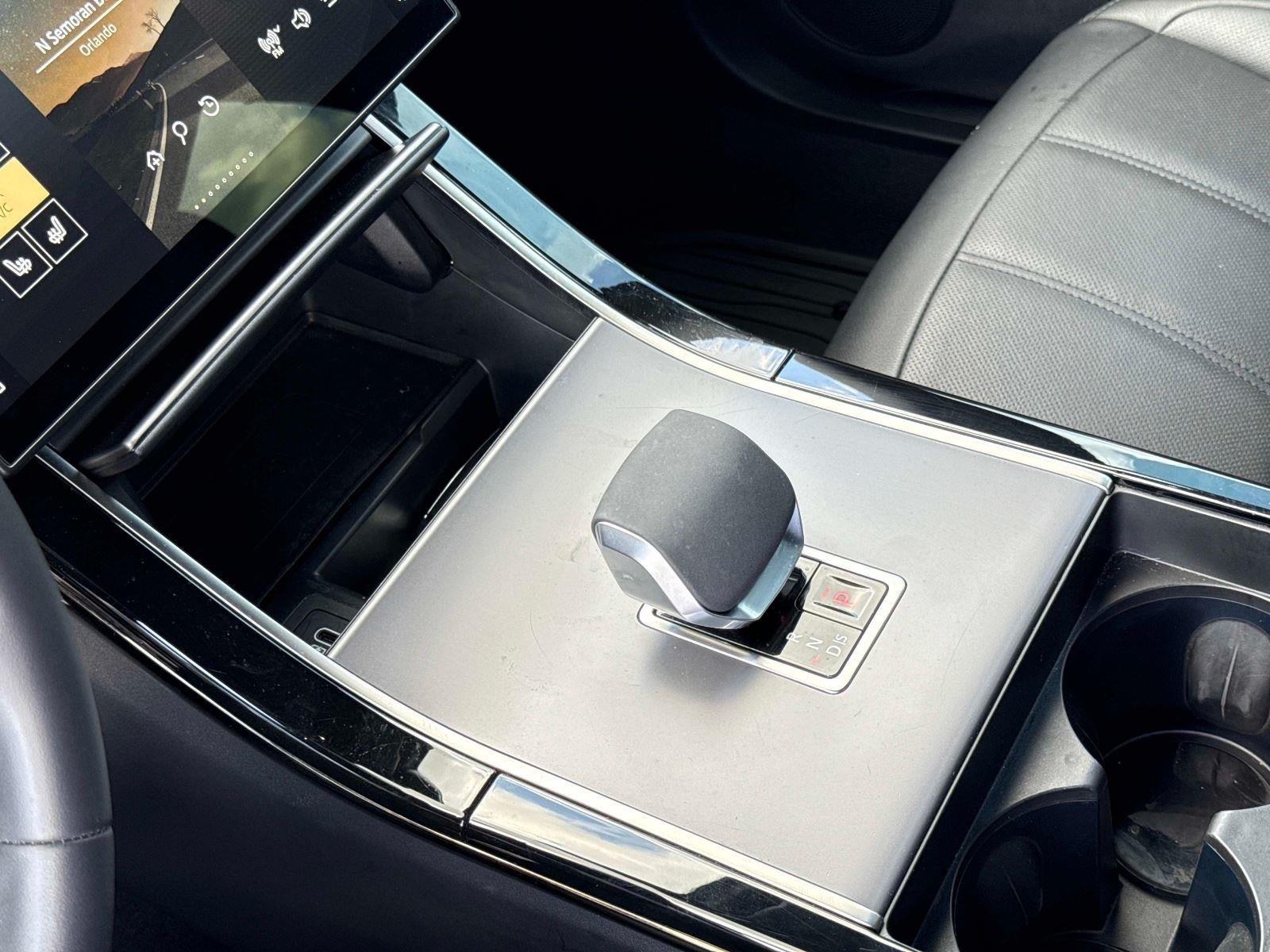 2025 Land Rover Range Rover Evoque Dynamic SE