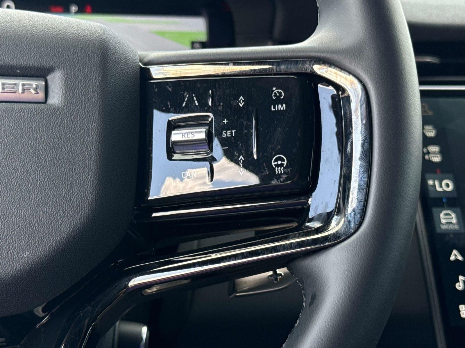 2025 Land Rover Range Rover Evoque Dynamic SE