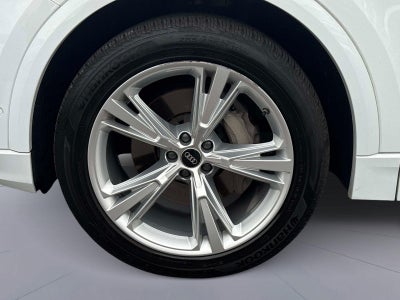 2023 Audi Q8 Prestige