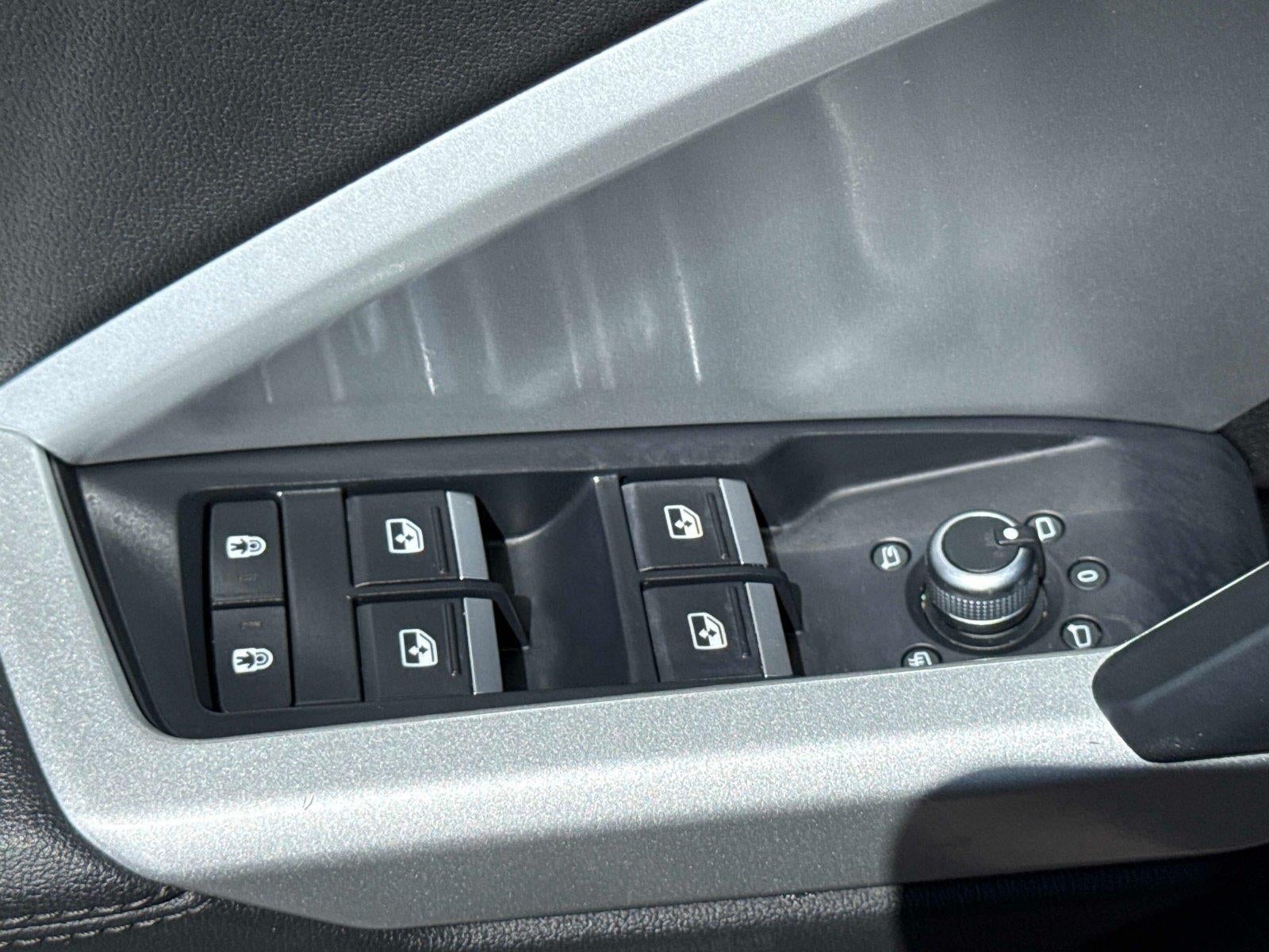 2021 Audi Q3 S line Premium Plus