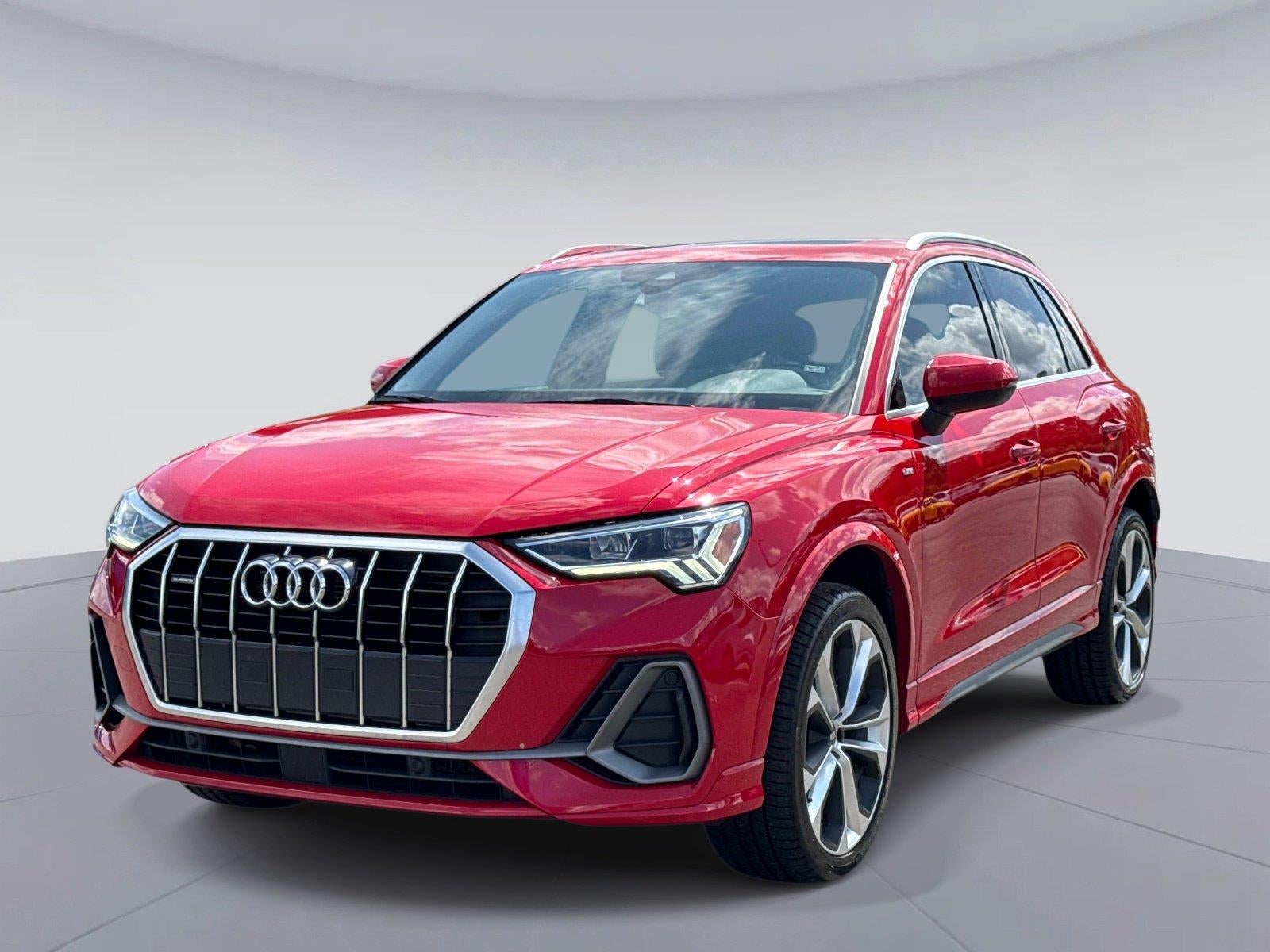 2021 Audi Q3 S line Premium Plus