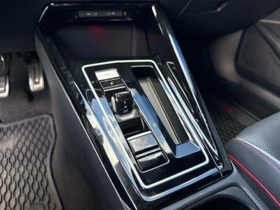 2024 Volkswagen Golf GTI Autobahn