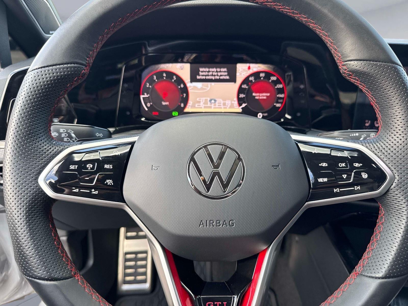 2024 Volkswagen Golf GTI Autobahn