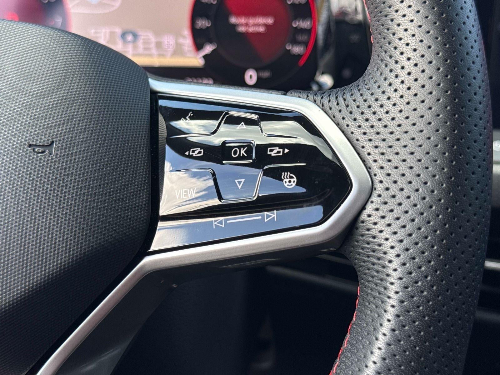 2024 Volkswagen Golf GTI Autobahn
