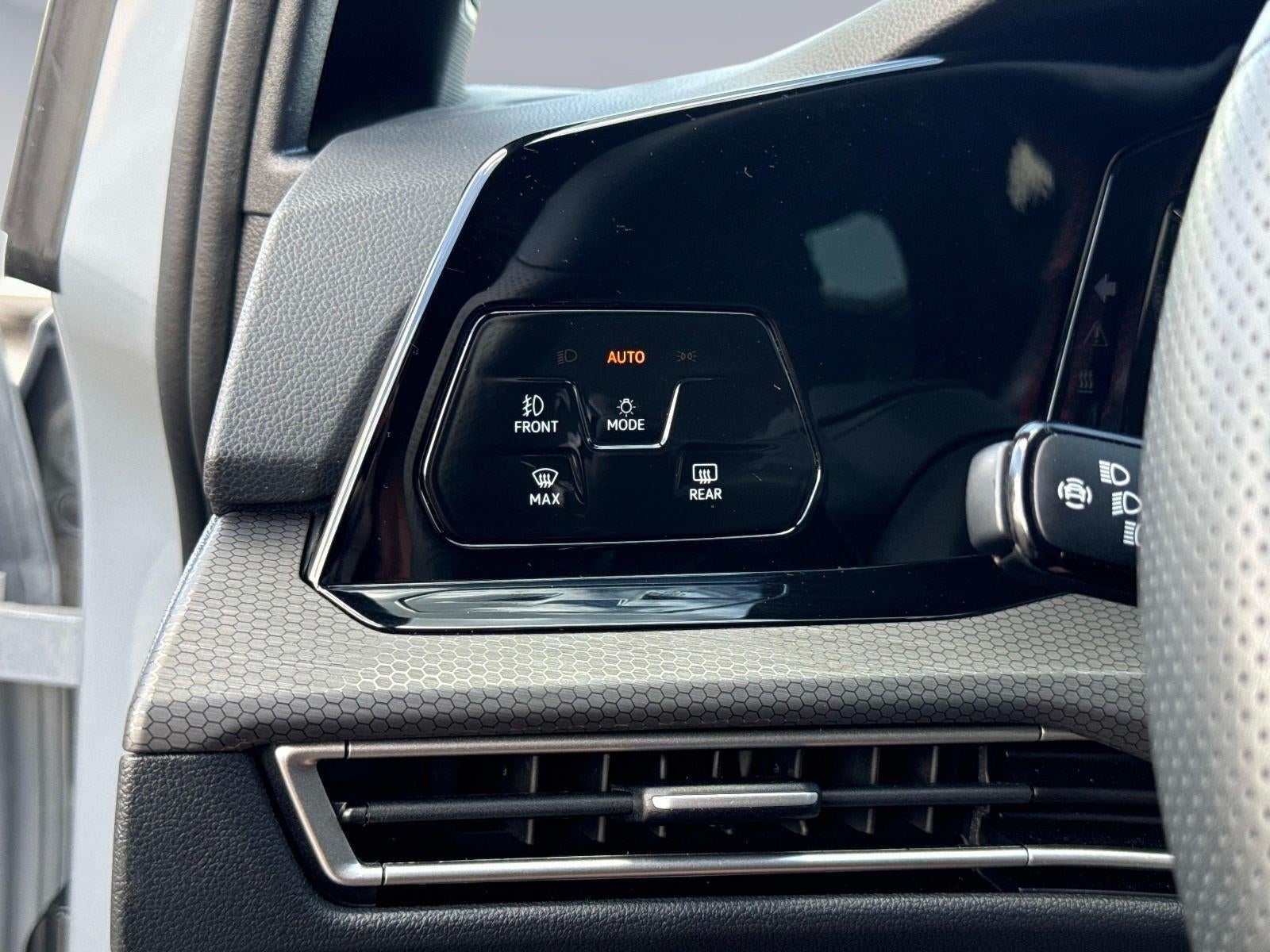 2024 Volkswagen Golf GTI Autobahn