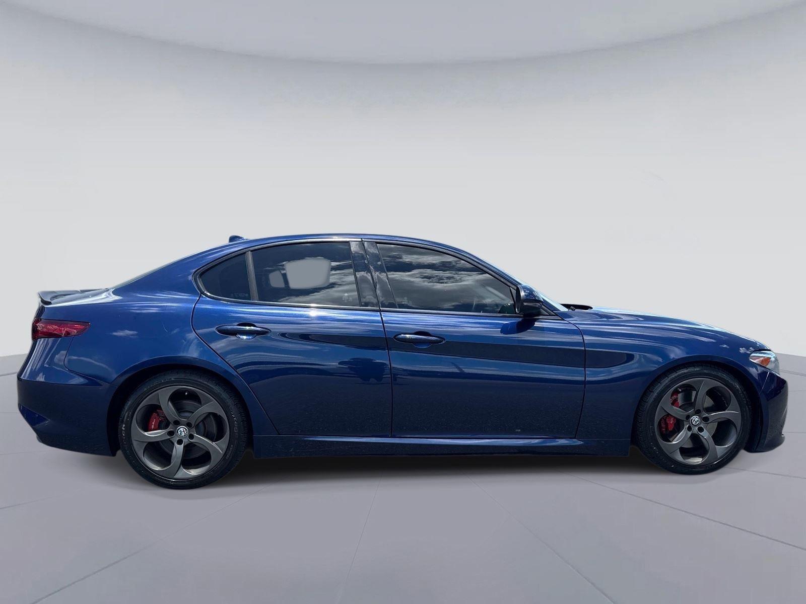 2017 Alfa Romeo Giulia Base