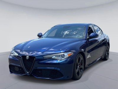 2017 Alfa Romeo Giulia Base