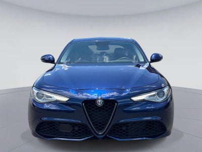 2017 Alfa Romeo Giulia Base